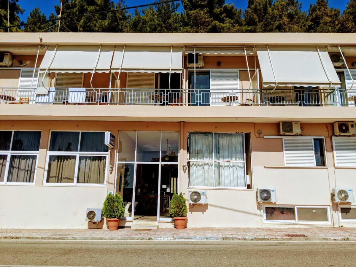 Hotel Ionio 卡塔科隆 外观 照片